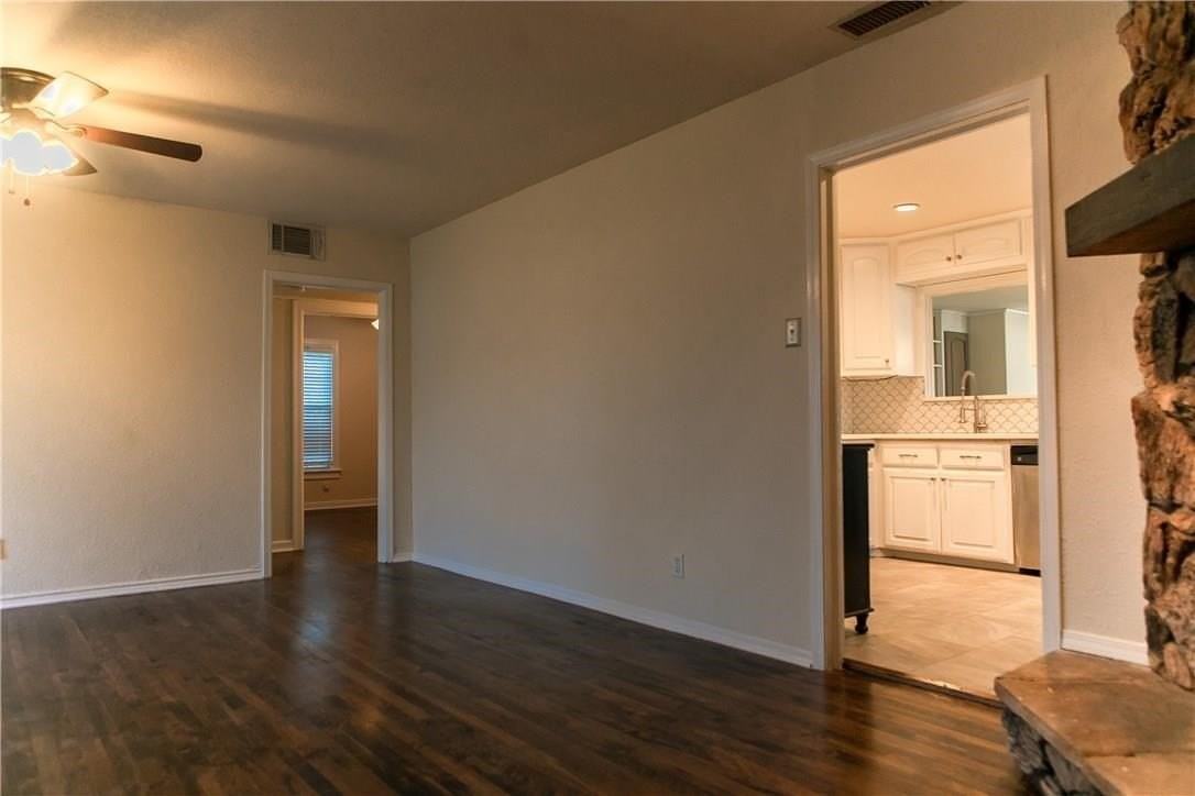 1325 Smilax Ave - Photo 3 of 22