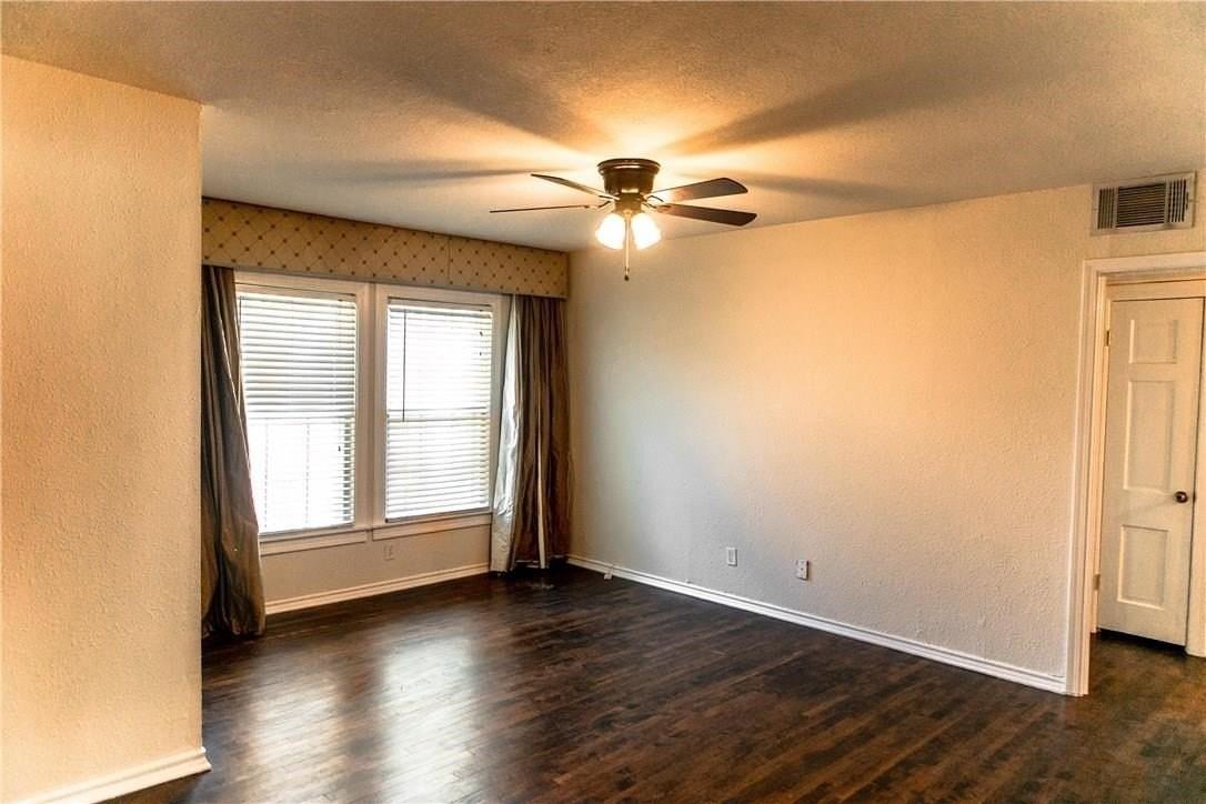 1325 Smilax Ave - Photo 4 of 22