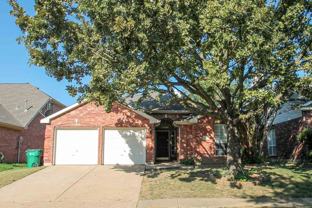 2932 Dover Dr - Photo 1 of 1