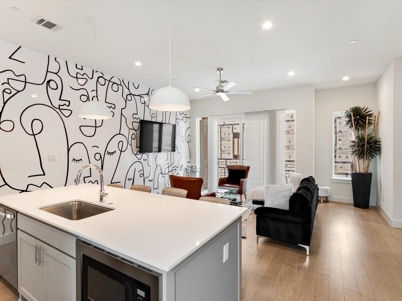 5605 Bryan Pkwy #104 - Photo 5 of 23