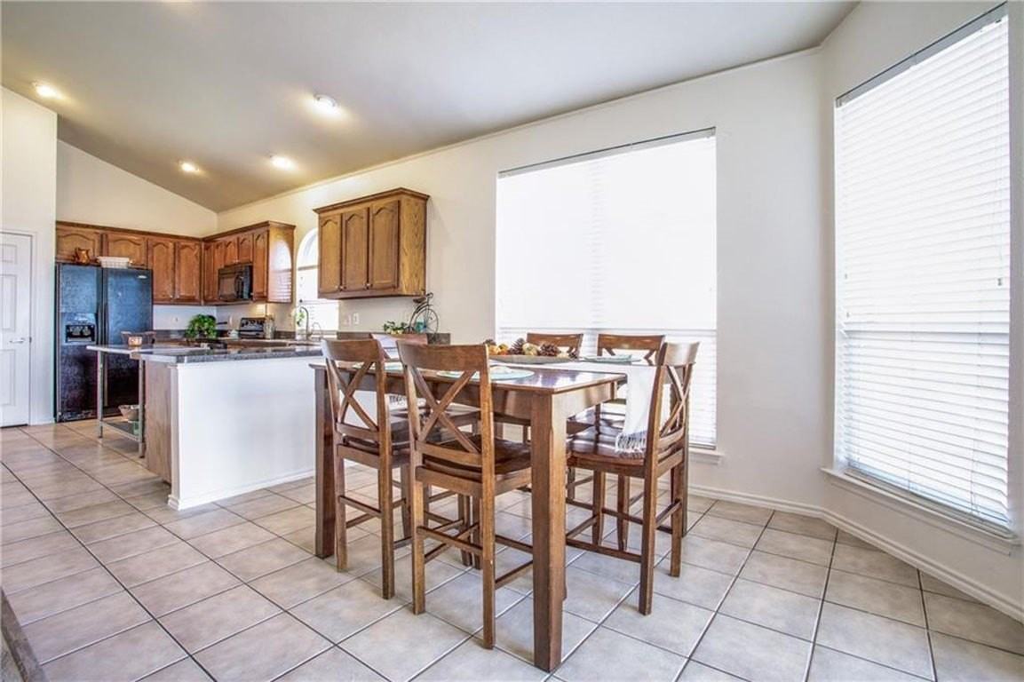 6532 Alexandra Meadows Dr - Photo 6 of 25