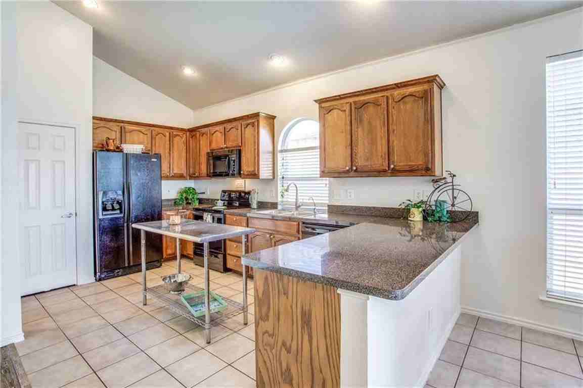 6532 Alexandra Meadows Dr - Photo 7 of 25