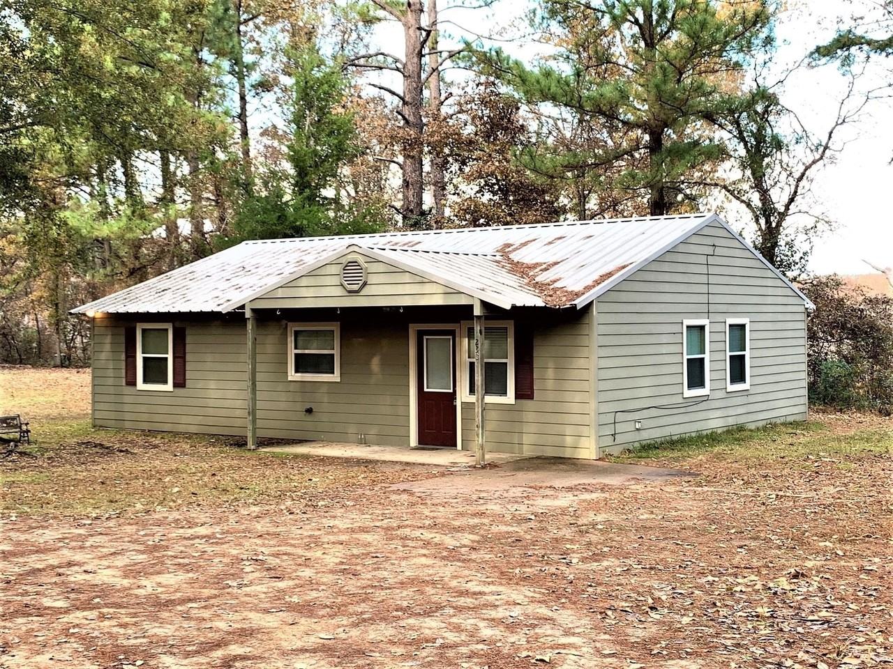 258 Private Road 7422 - Photo 3 of 27