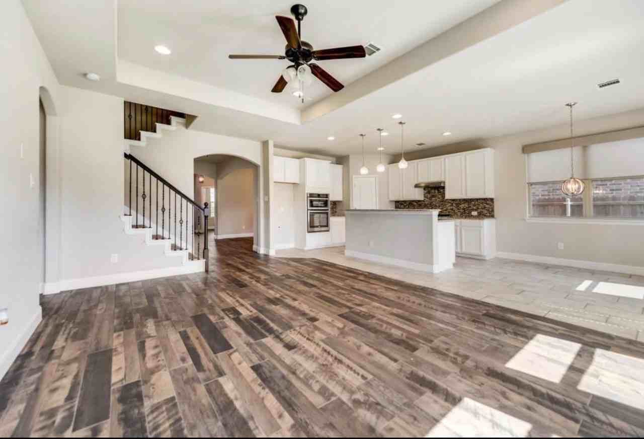 3716 Cameroon Ln - Photo 2 of 23