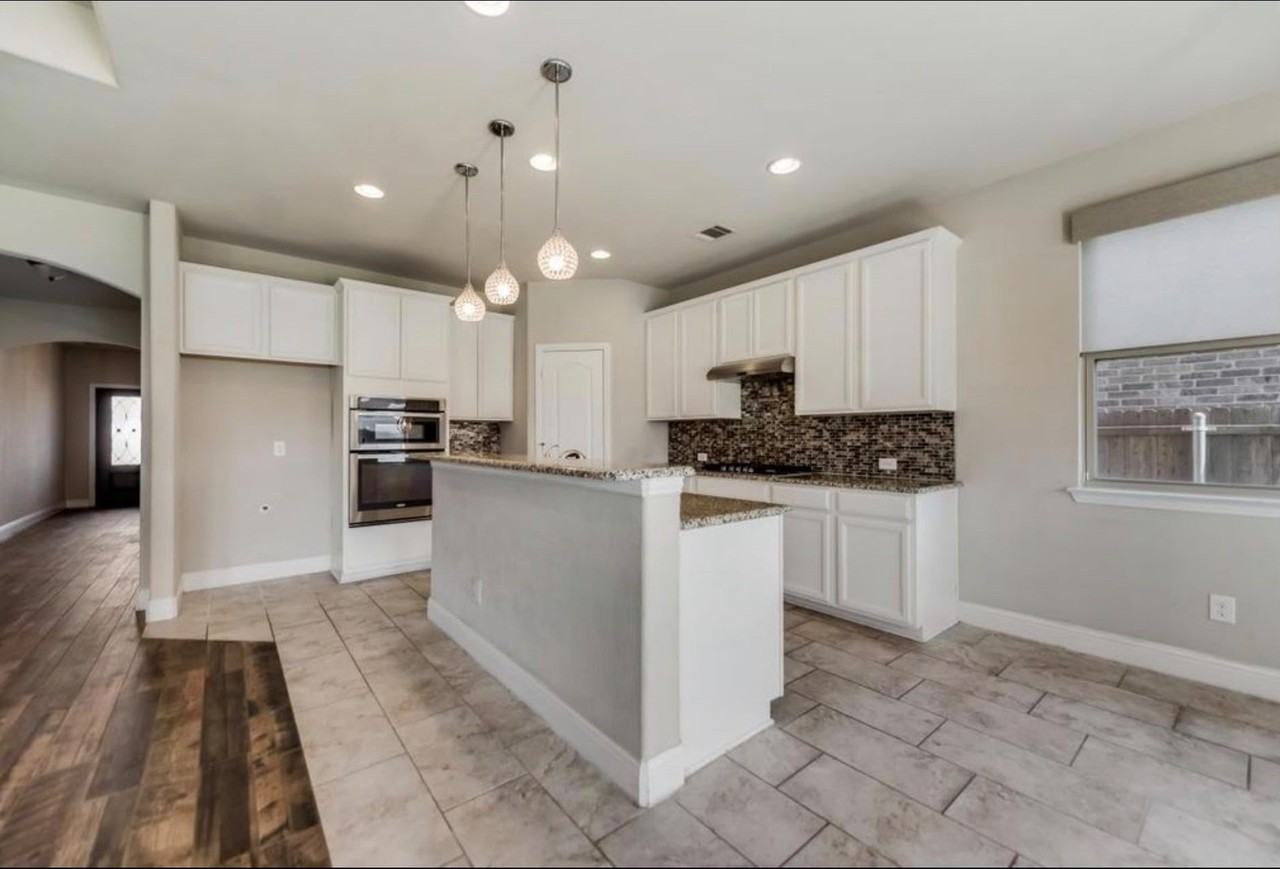 3716 Cameroon Ln - Photo 7 of 23
