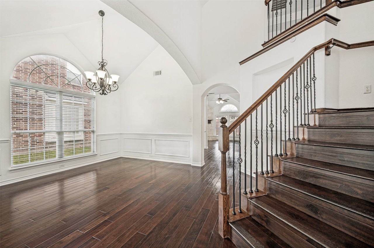13075 Janet Dr - Photo 5 of 30