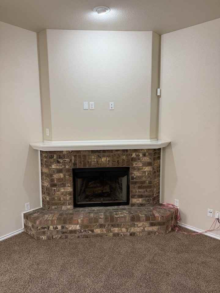 660 Duke Ave - Photo 4 of 15