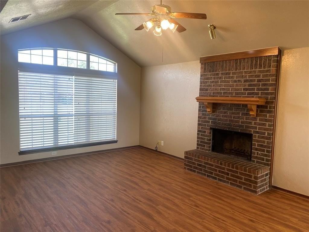 1026 Dustin Dr - Photo 2 of 15