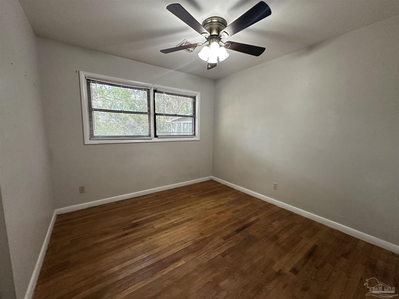 3801 Forest Glen Dr - Photo 7 of 13