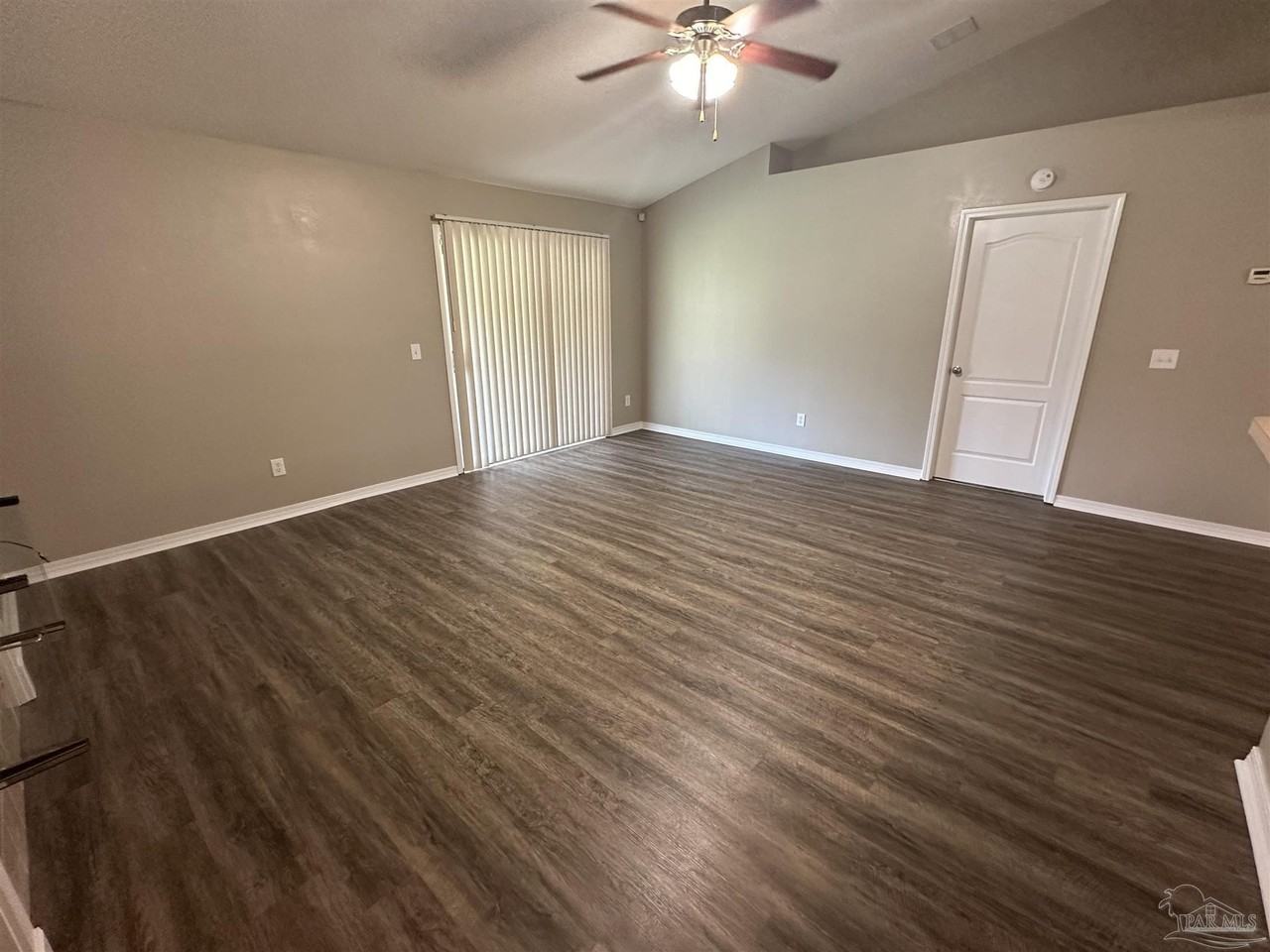 1029 Tortuga Dr - Photo 3 of 19