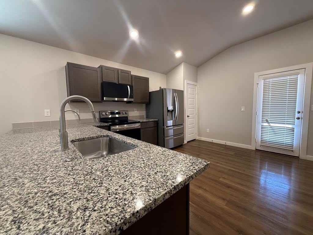 6209 Poppy Dr - Photo 7 of 27