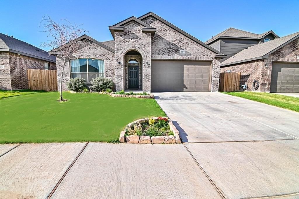 1219 Santa Clara Dr
