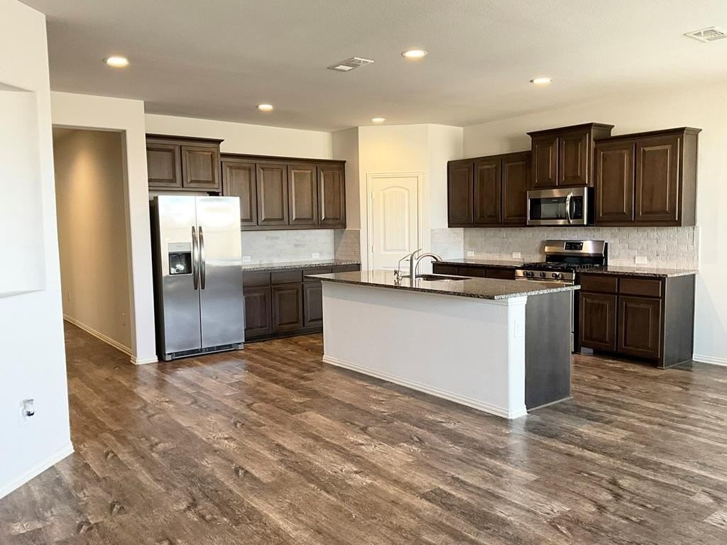 1219 Santa Clara Dr - Photo 4 of 34