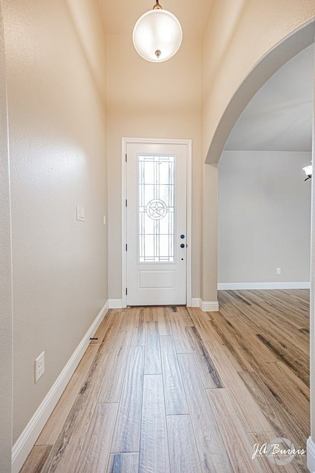 6017 Aurora Way - Photo 3 of 32
