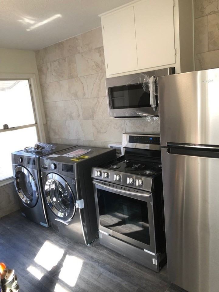 1904 W Tennessee Ave - Photo 5 of 11