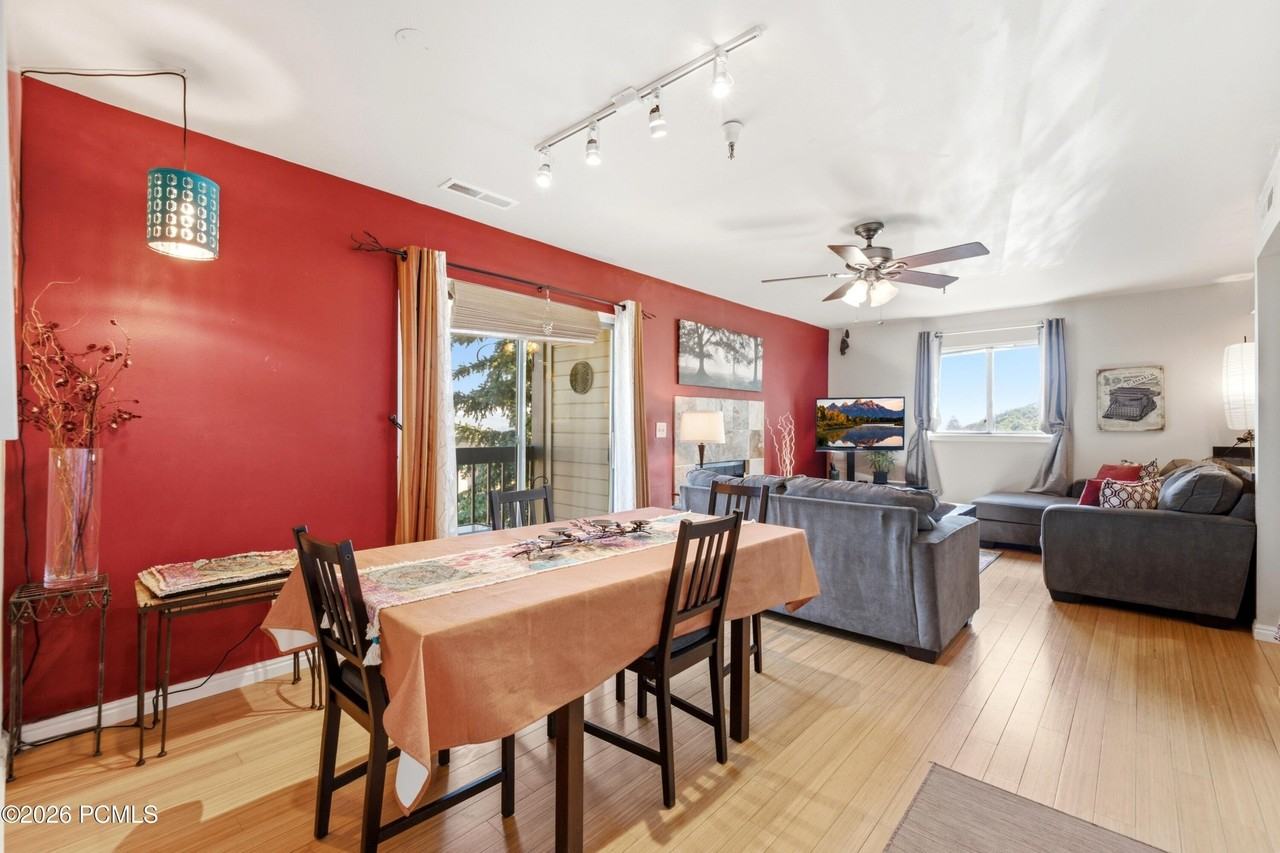 1650 Upper Ironhorse Loop #H5 - Photo 2 of 30