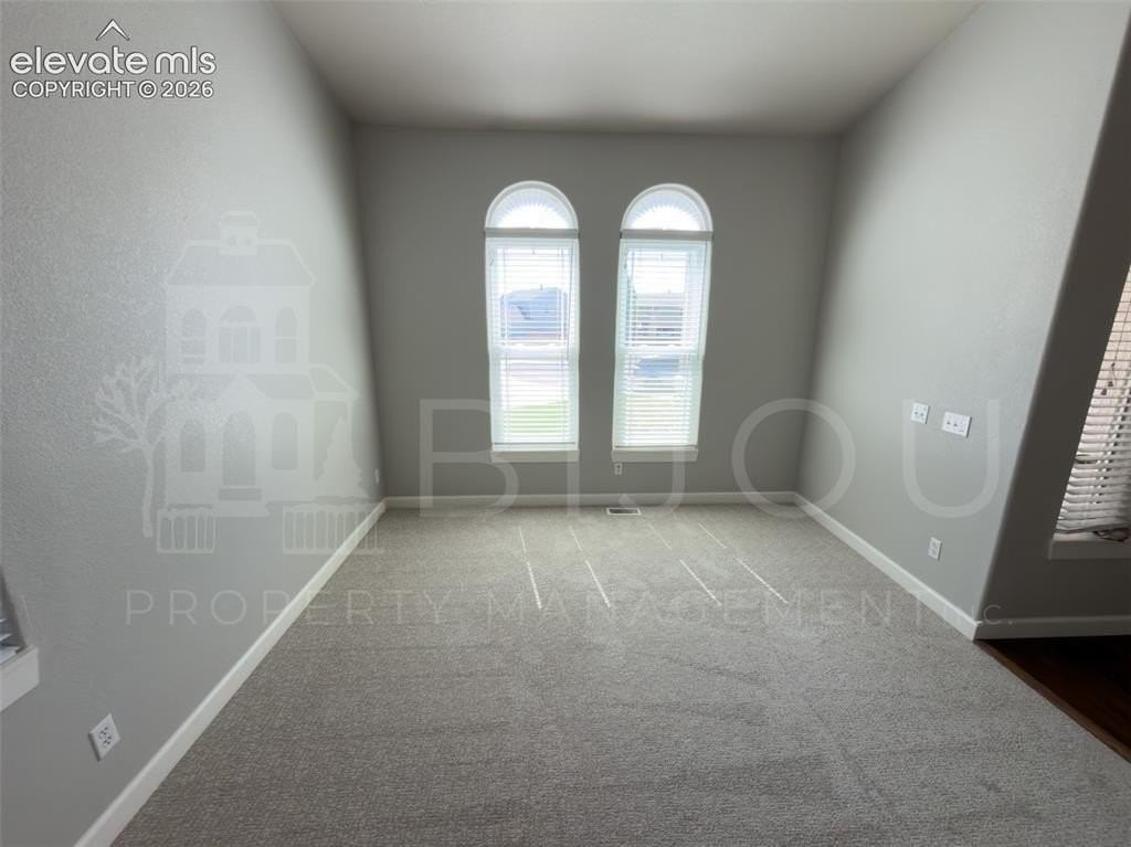 6733 Summer Grace St - Photo 3 of 21