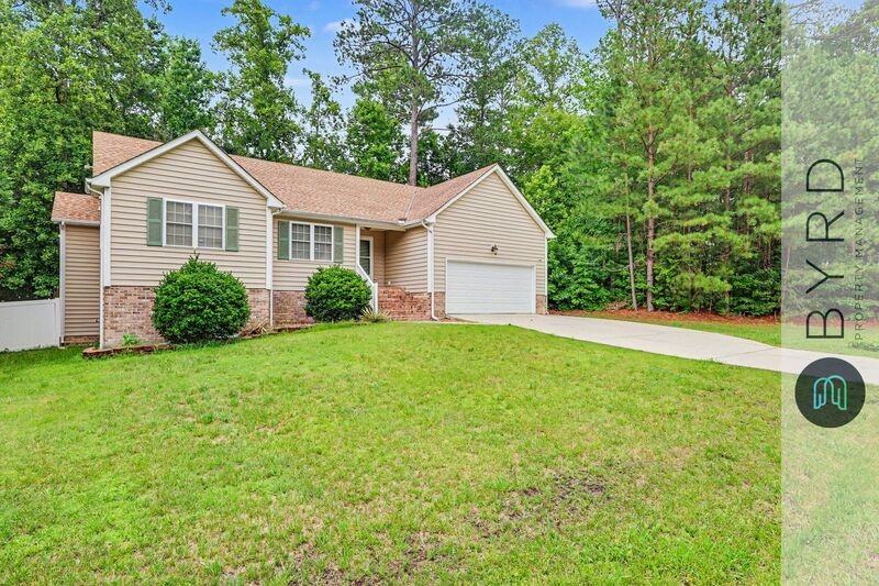 19218 Brevard Dr - Photo 2 of 40