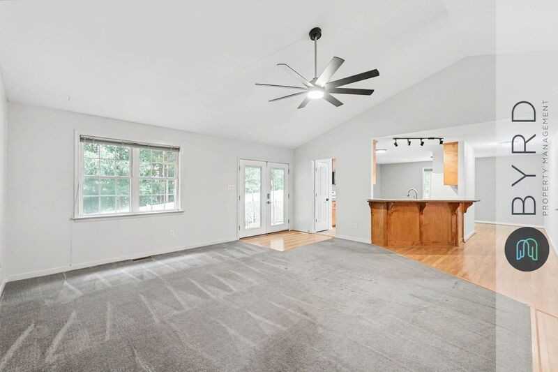19218 Brevard Dr - Photo 6 of 40