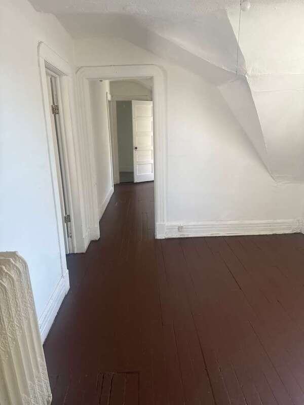 476 Hudson Ave - Photo 7 of 18