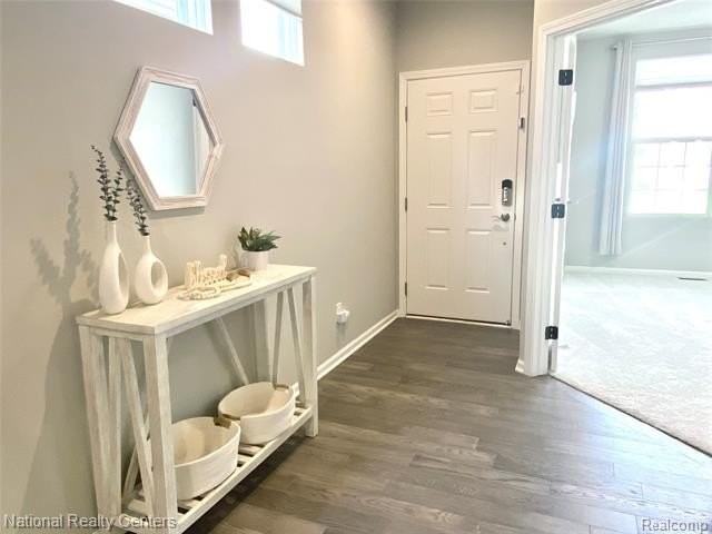 2835 Dillon Dr - Photo 2 of 29