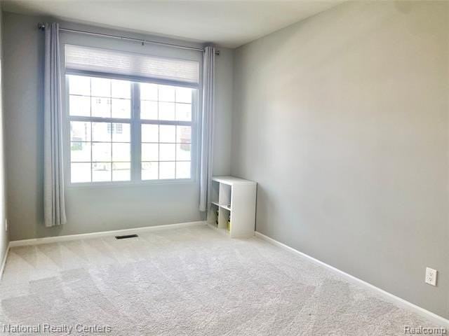 2835 Dillon Dr - Photo 3 of 29