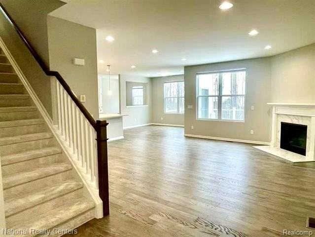 2835 Dillon Dr - Photo 4 of 29