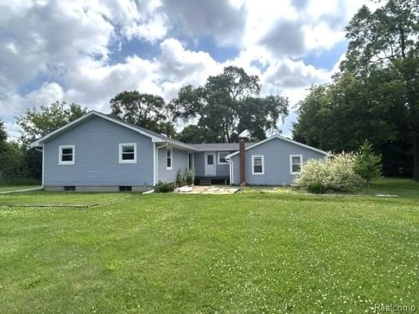 8475 Bridge Lake Rd - Photo 3 of 31