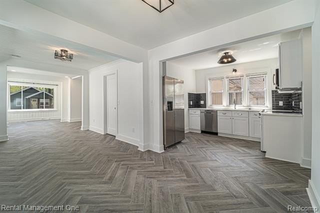 575 E Drayton St - Photo 6 of 15