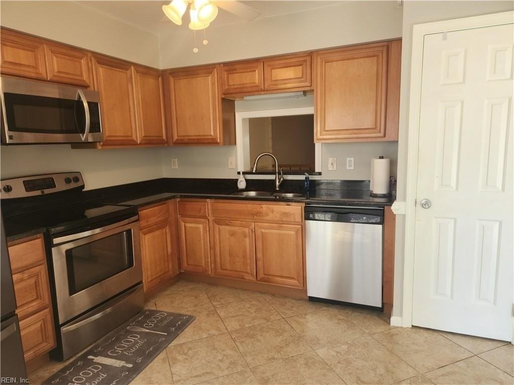 4776 Woods Edge Rd - Photo 4 of 23
