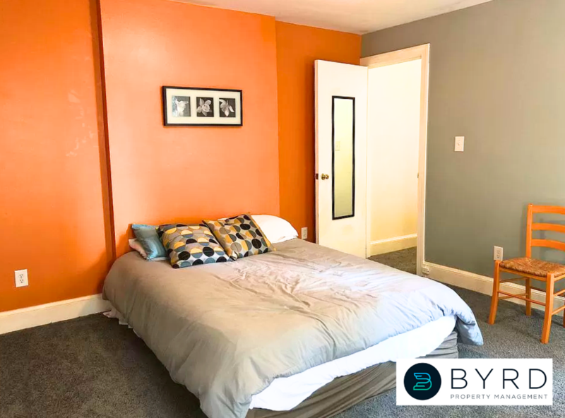 311 W Marshall St - Photo 6 of 13