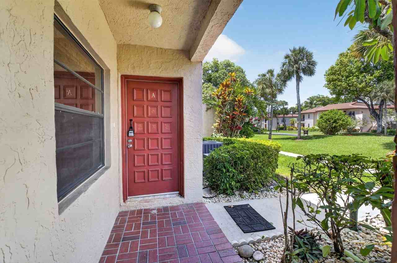 9264 Vista Del Lago #24A - Photo 3 of 48