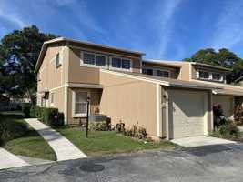 featured image of 371 Maplecrest Cir