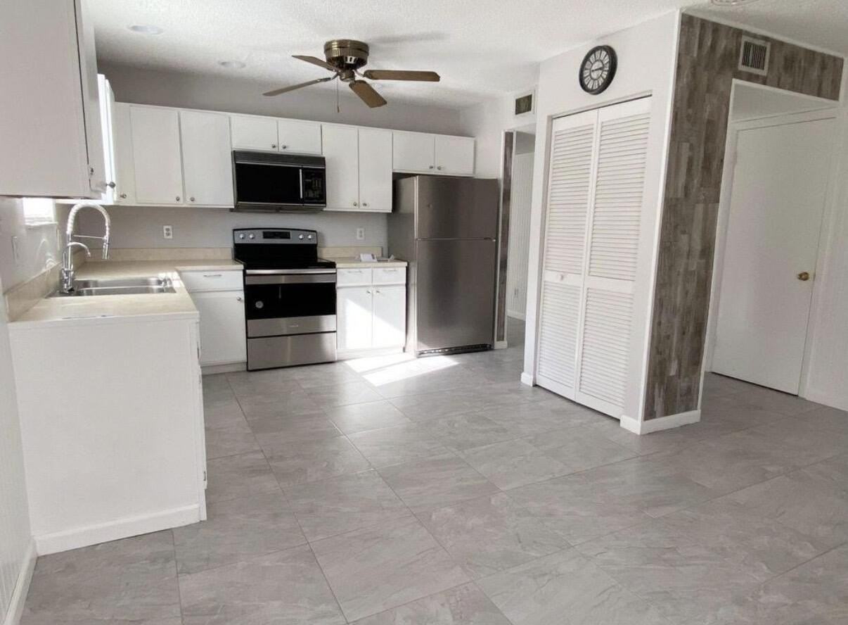 371 Maplecrest Cir - Photo 5 of 16