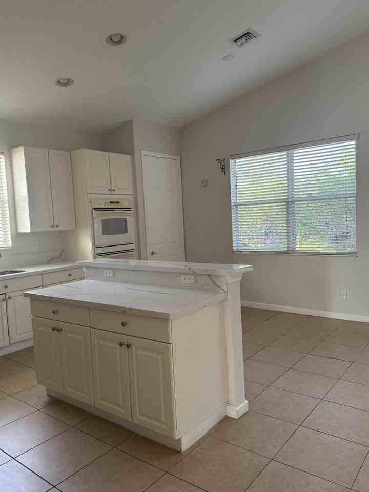 2264 Sw Newport Isles Blvd - Photo 7 of 20