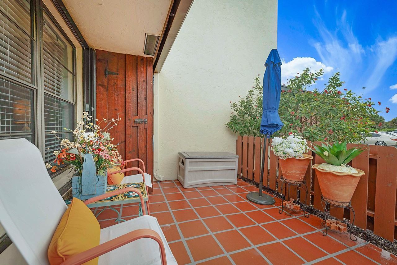 8071 Se Villa Cir - Photo 4 of 27