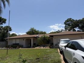 145 Se Fallon Dr - Photo 1 of 1