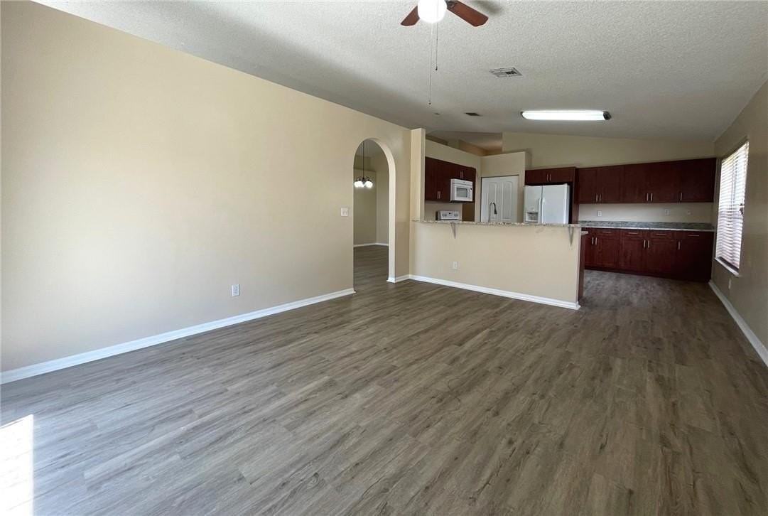 18062 Sw 27th St - Photo 6 of 26