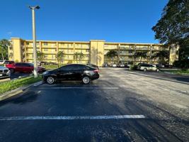 featured image of 9949 Sandalfoot Blvd #533