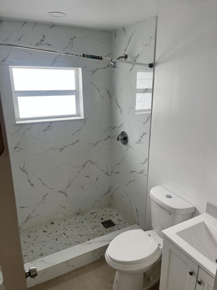 701 S C St - Photo 2 of 3