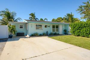 featured image of 110 Sw Hideaway Pl