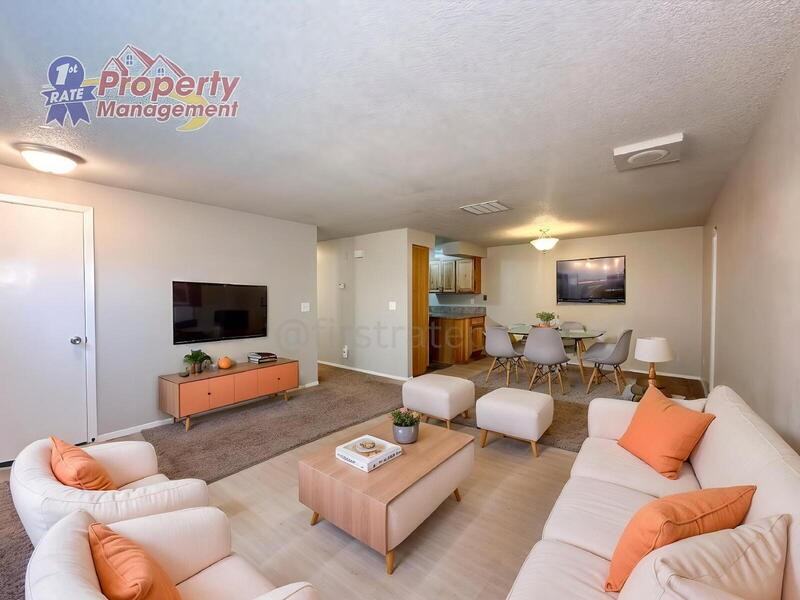 3484 N 36th St - Photo 4 of 26