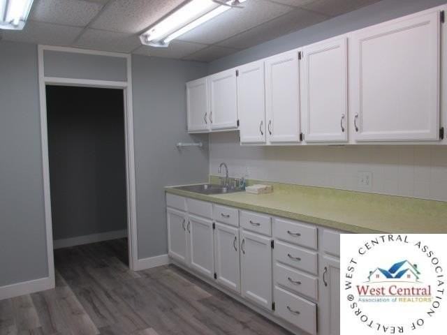 1700 S Ingram Ave - Photo 3 of 8