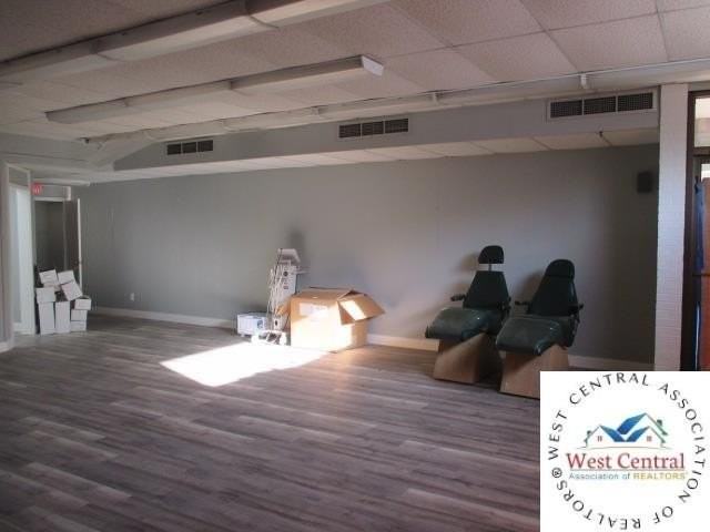 1700 S Ingram Ave - Photo 6 of 8