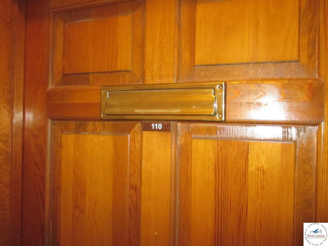 121 E Broadway Blvd - Photo 6 of 8