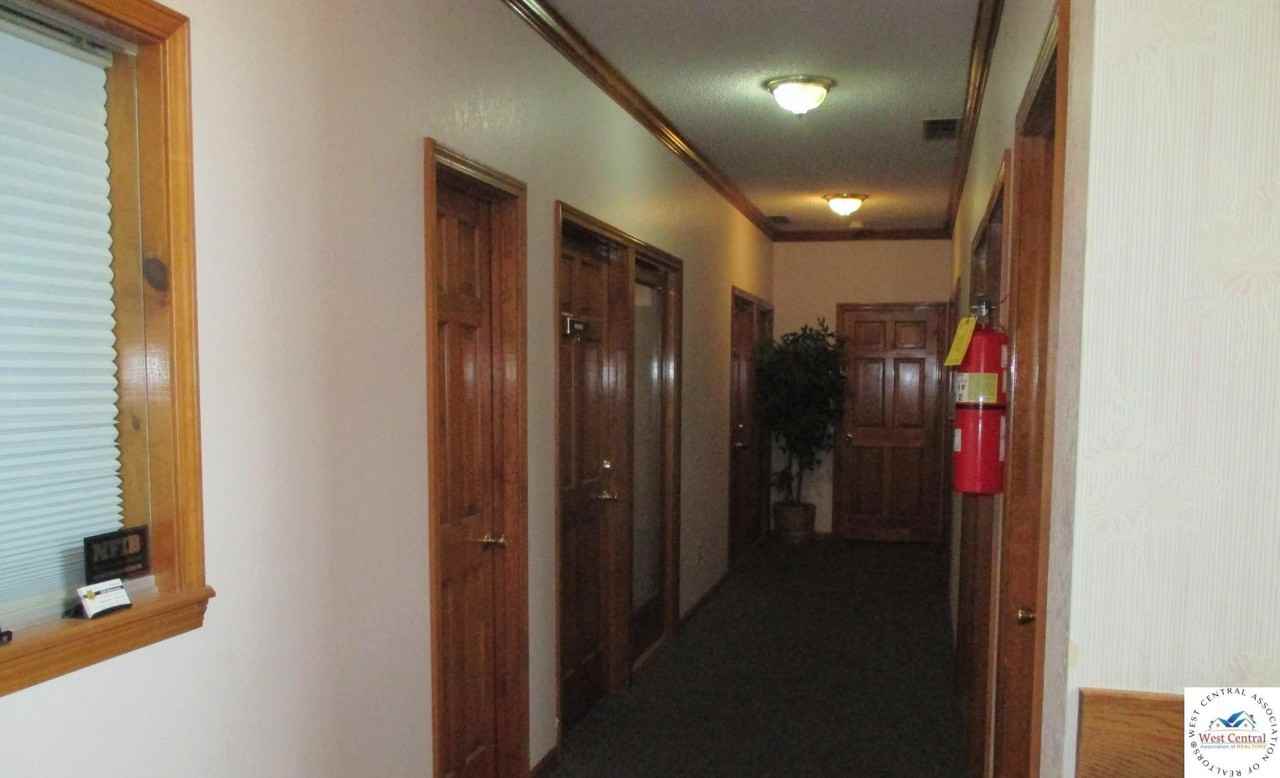 121 E Broadway Blvd - Photo 4 of 4