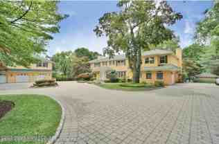 738 Todt Hill Rd - Photo 1 of 1