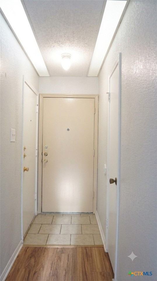 204 Jason Dr #B - Photo 6 of 8