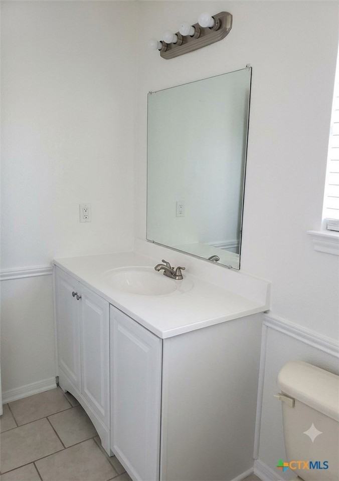 204 Jason Dr #B - Photo 7 of 8