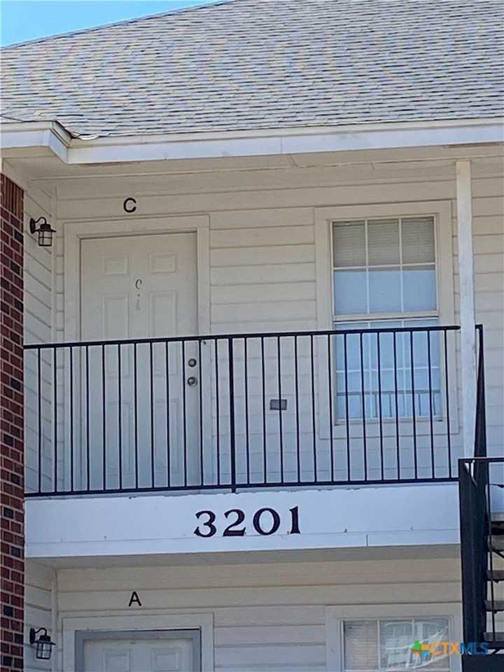 3201 Hereford Ln #C - Photo 2 of 7